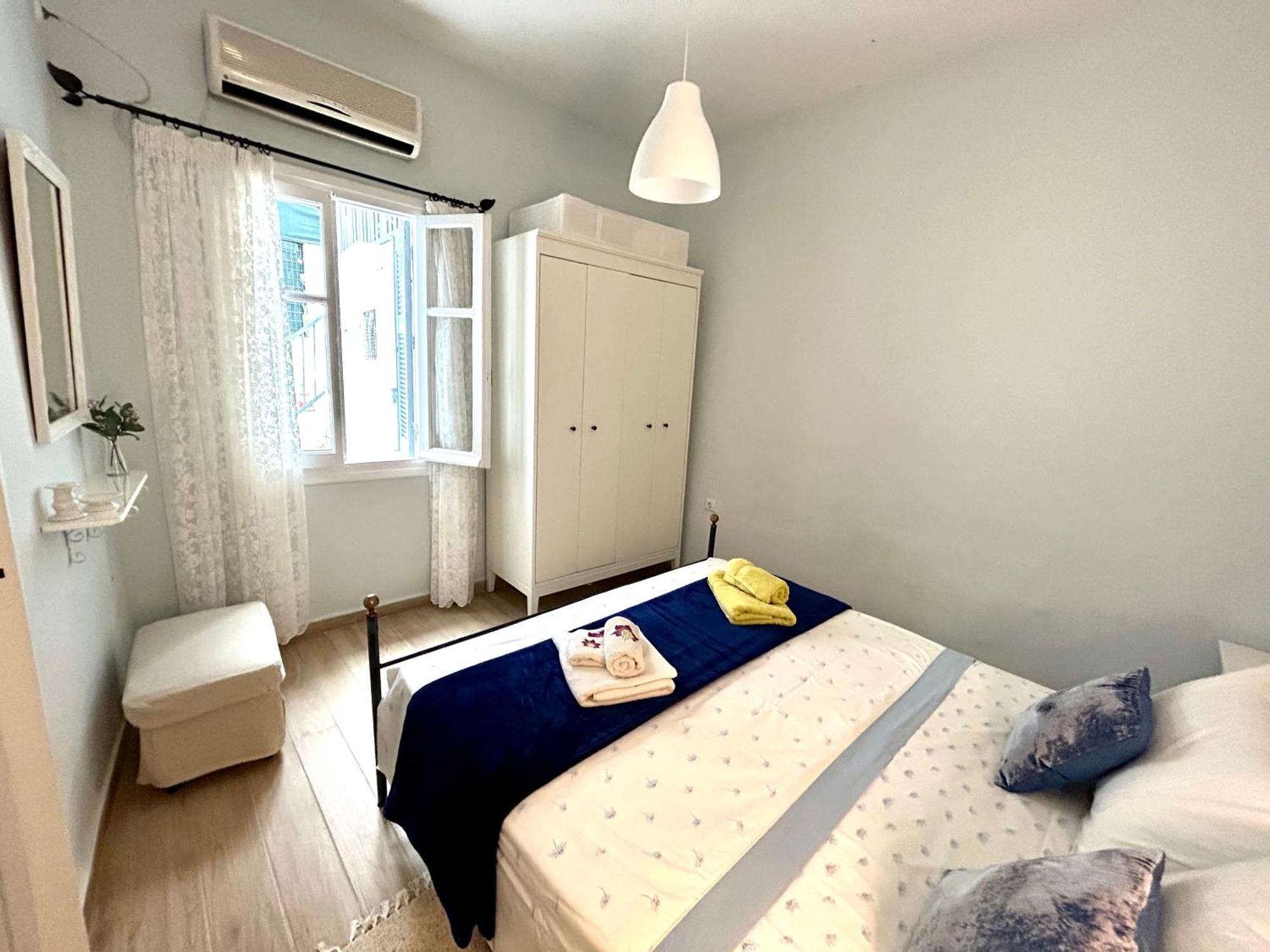 雅典Cozy House With Backyard At Iraklio Attikis公寓 外观 照片