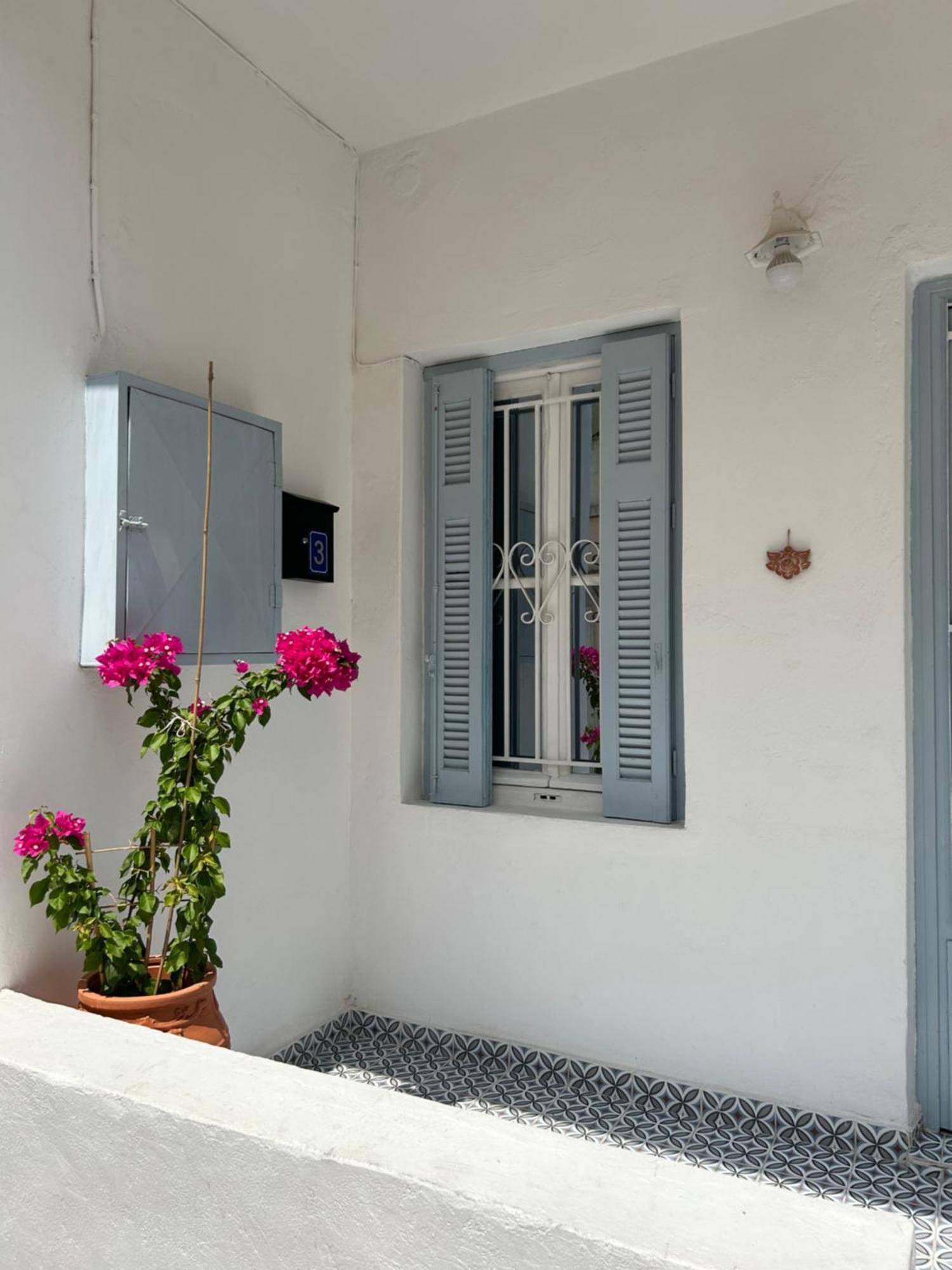 雅典Cozy House With Backyard At Iraklio Attikis公寓 外观 照片